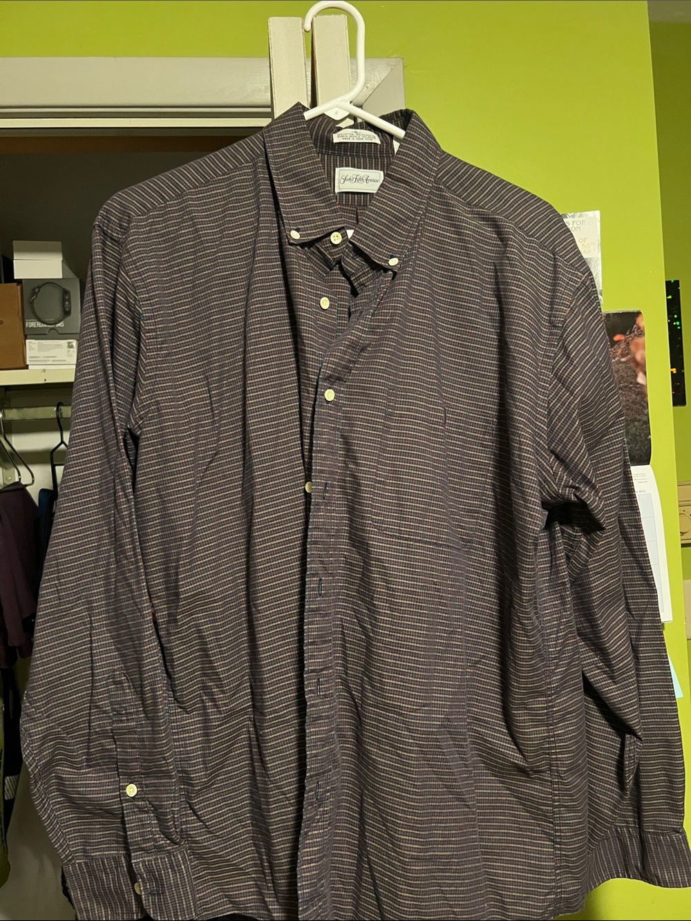 Saks Fifty Ave Button-Down Shirt in Dark Navy Stripe